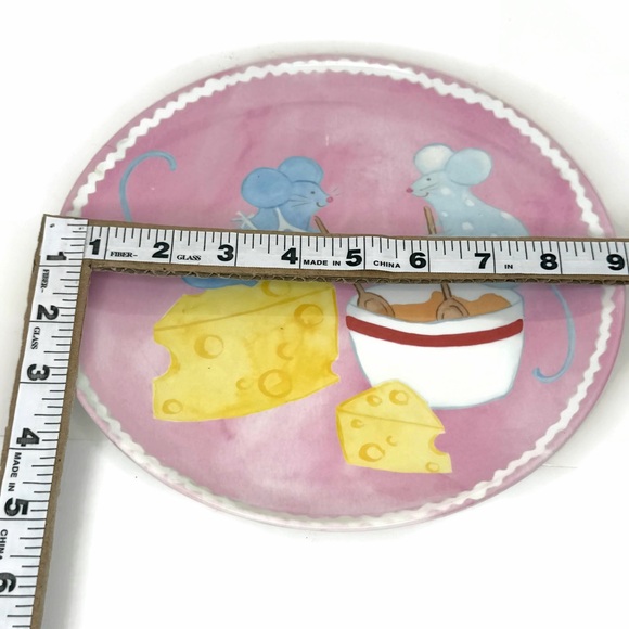 Pottery Barn Kids Cat and Mice Plastic Plates - Picture 4 of 4